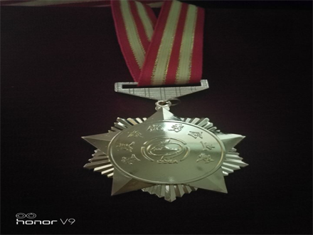 周波董事長獲優(yōu)秀企業(yè)家榮譽稱號簡報