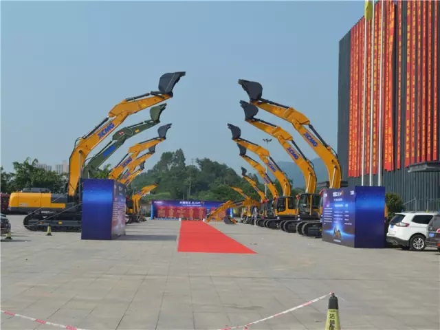 “偉大的勝利、徐工的驕傲”感恩定貨會簡報(bào)