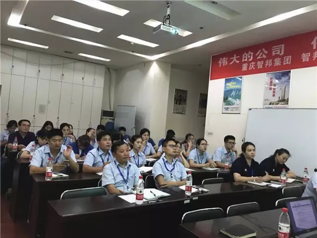 加強(qiáng)保密教育，增強(qiáng)保密觀念